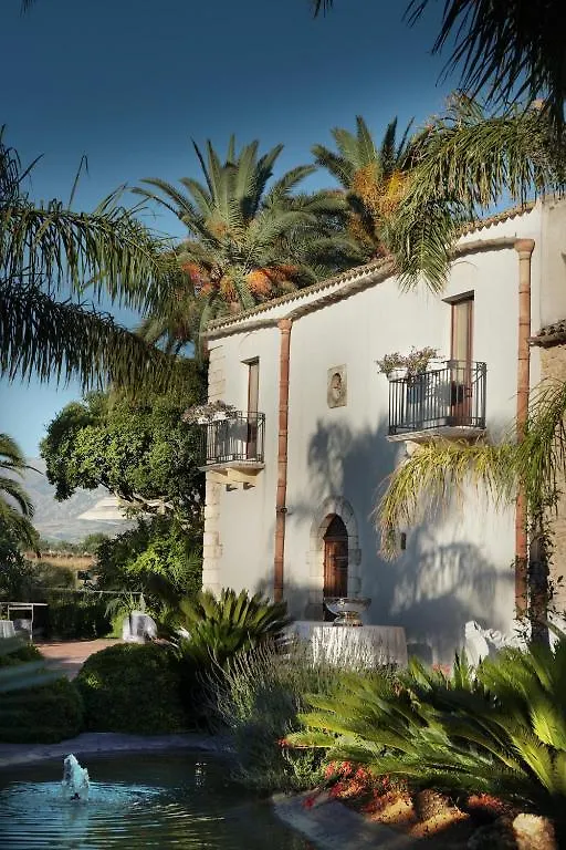 Country house Il Baglio Della Luna Guest House Partinico Italy